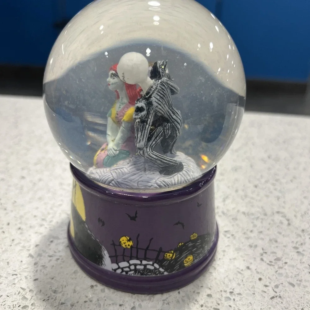 Jack Skellington Sally and Zero Musical Snow Globe Nightmare Before Christmas